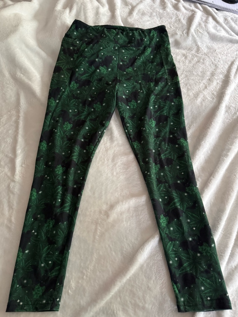 Boutique 420 Weed & Bats Leggings Size OS